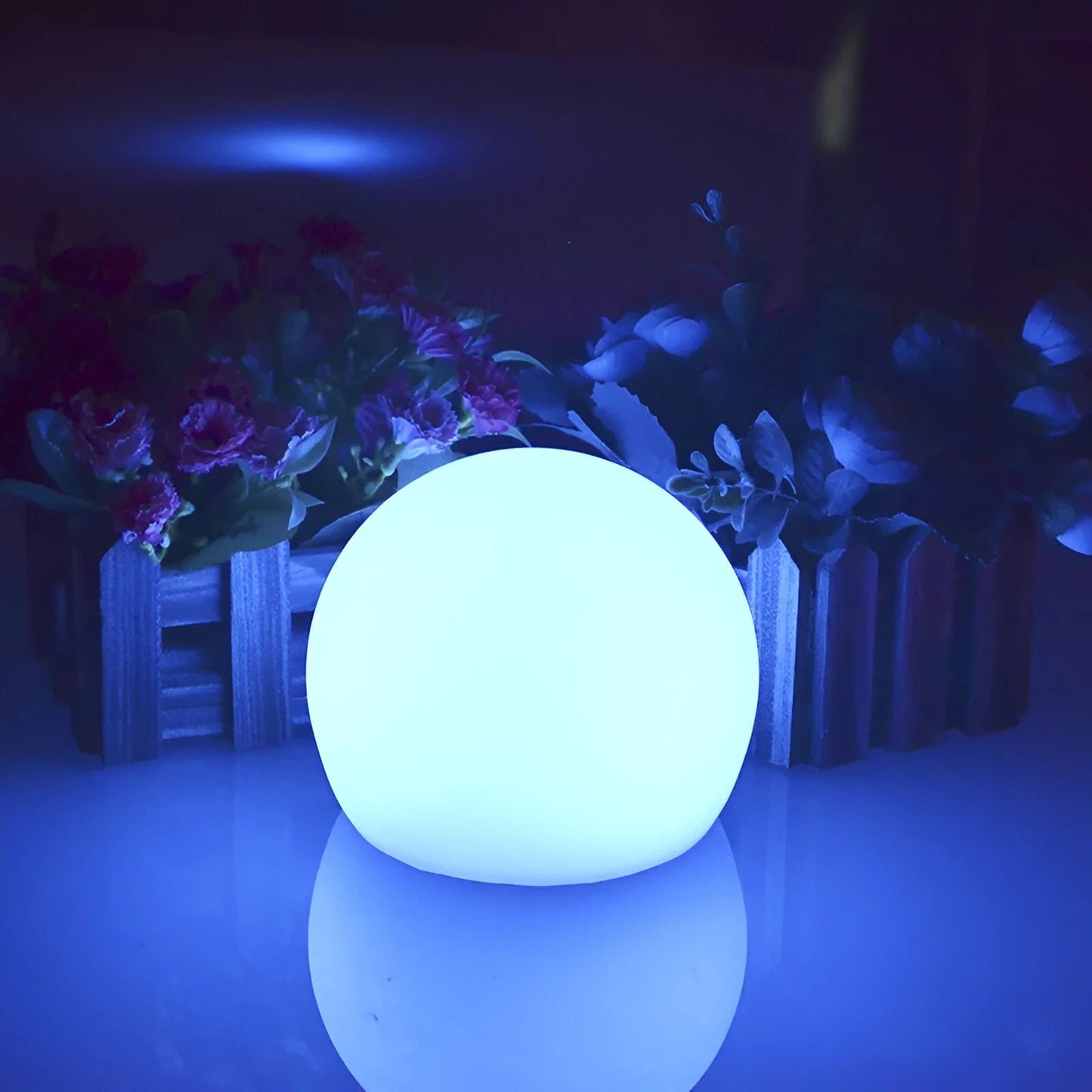 LumiSphere | Stylish Color-Changing Solar Garden LED Outdoor Light 5